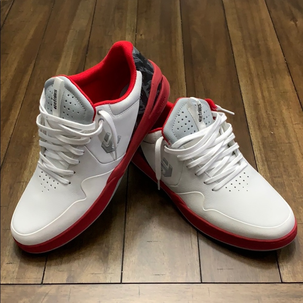 Size 12 Etnies Marana E-lite